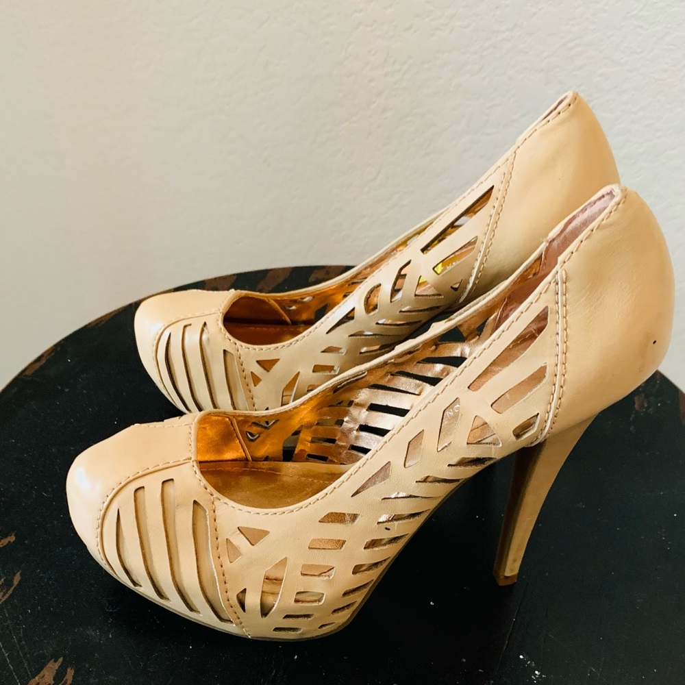 Brand New- BCBG Platform Heels